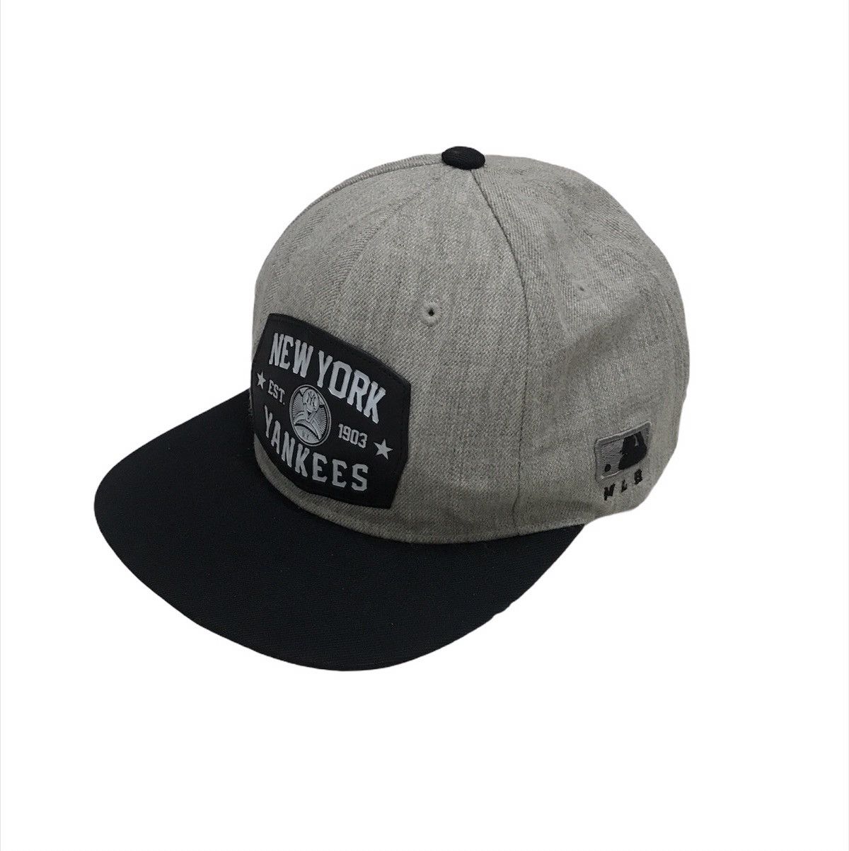 MLB × New York Yankees Vintage New York Yankees Snapback Spell out big logo MLB Size ONE SIZE - 1 Thumbnail