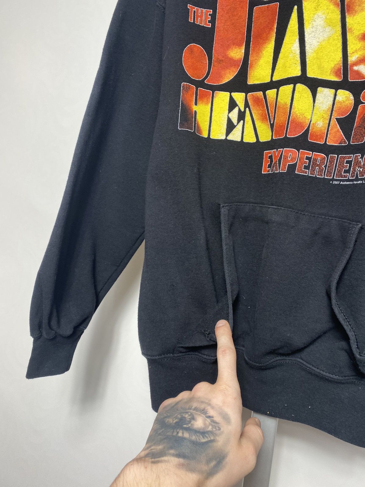 Band Tees Vintage 2007 Jimi Hendrix experience hoodie size S Size US S / EU 44-46 / 1 - 6 Thumbnail