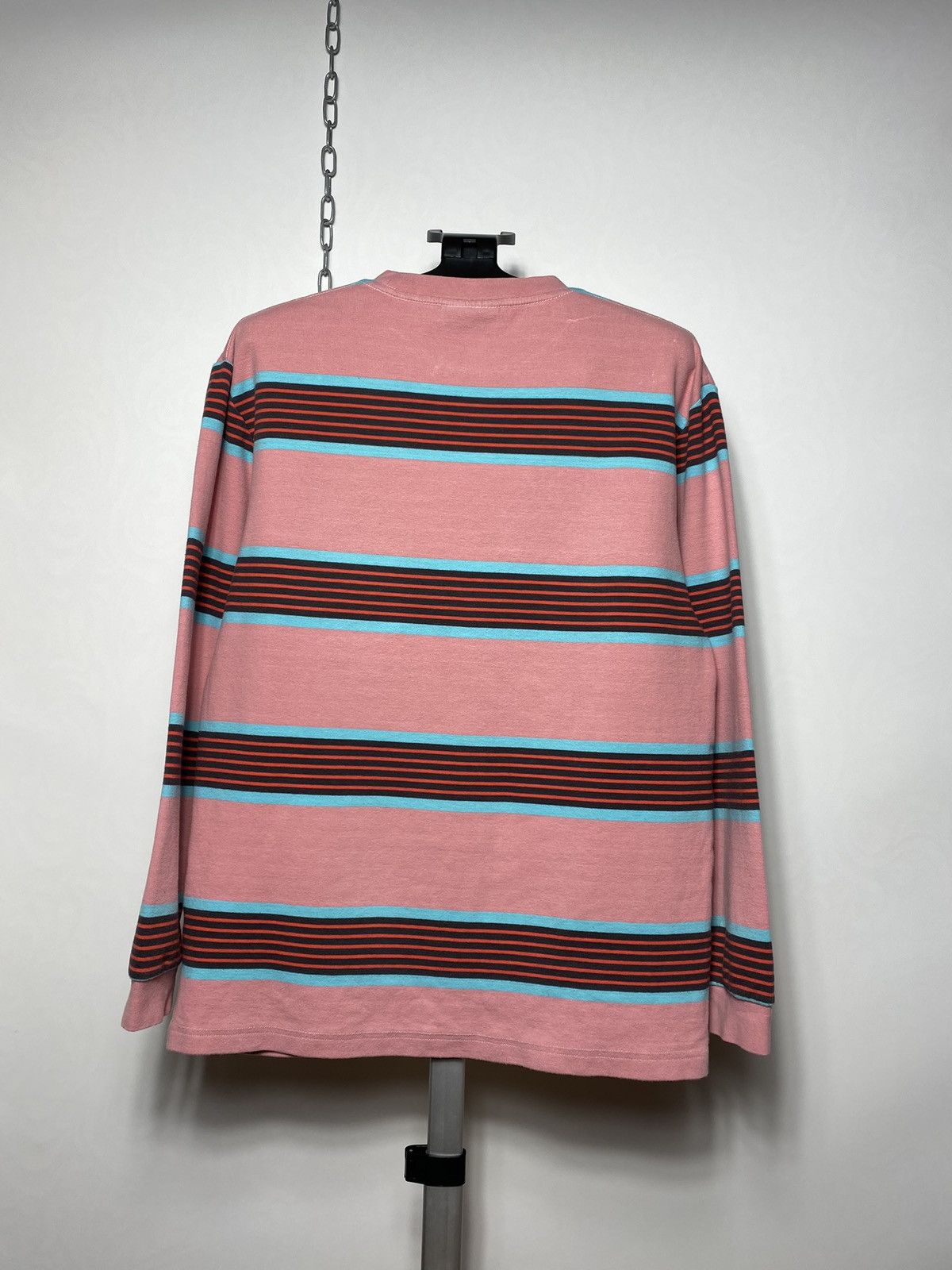 Pleasures Pleasures big logo sweatshirt crewneck size M Size US M / EU 48-50 / 2 - 9 Thumbnail