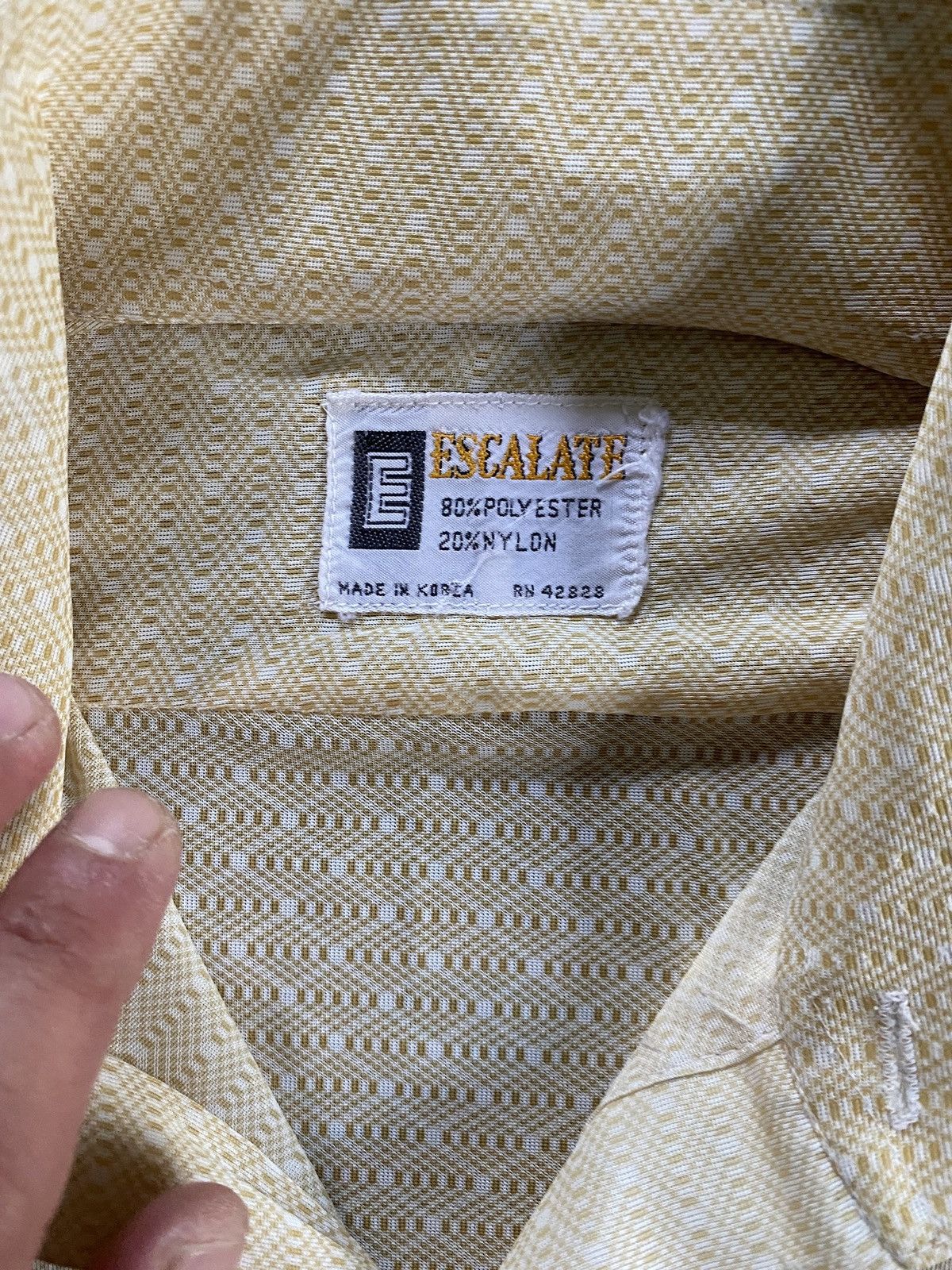 Vintage Vintage 60’s Escalate Sheer Poly Blend Button Up Size US L / EU 52-54 / 3 - 12 Thumbnail