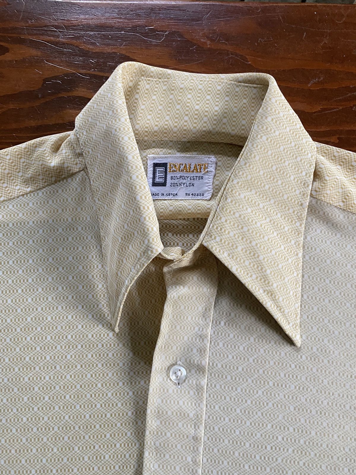 Vintage Vintage 60’s Escalate Sheer Poly Blend Button Up Size US L / EU 52-54 / 3 - 10 Thumbnail