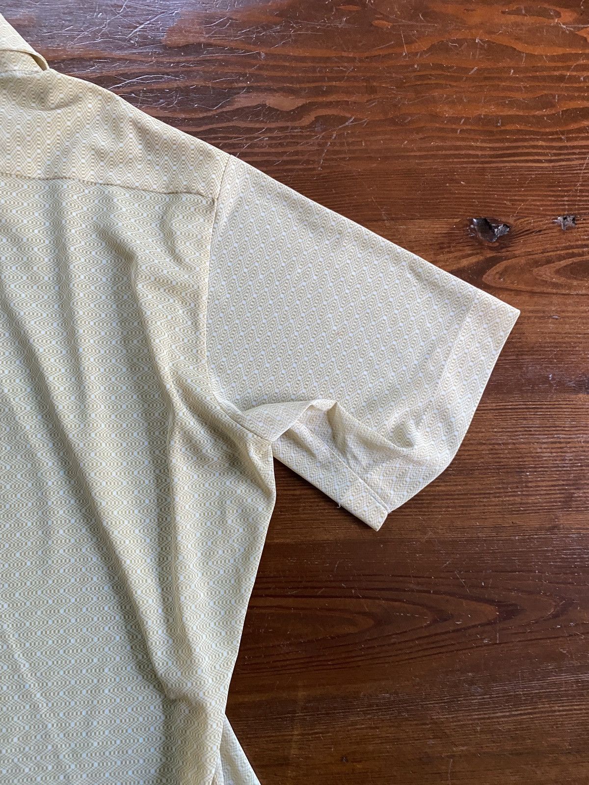 Vintage Vintage 60’s Escalate Sheer Poly Blend Button Up Size US L / EU 52-54 / 3 - 15 Thumbnail