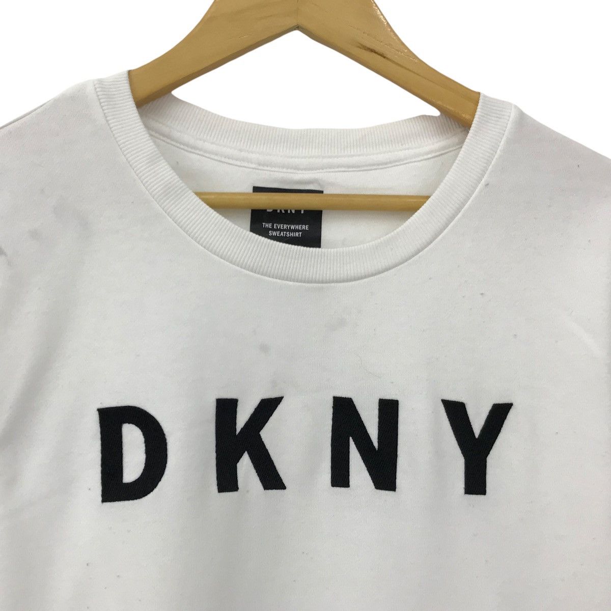 DKNY × Vintage Vintage DKNY Sweatshirt Pullover Jumper Size US M / EU 48-50 / 2 - 2 Thumbnail