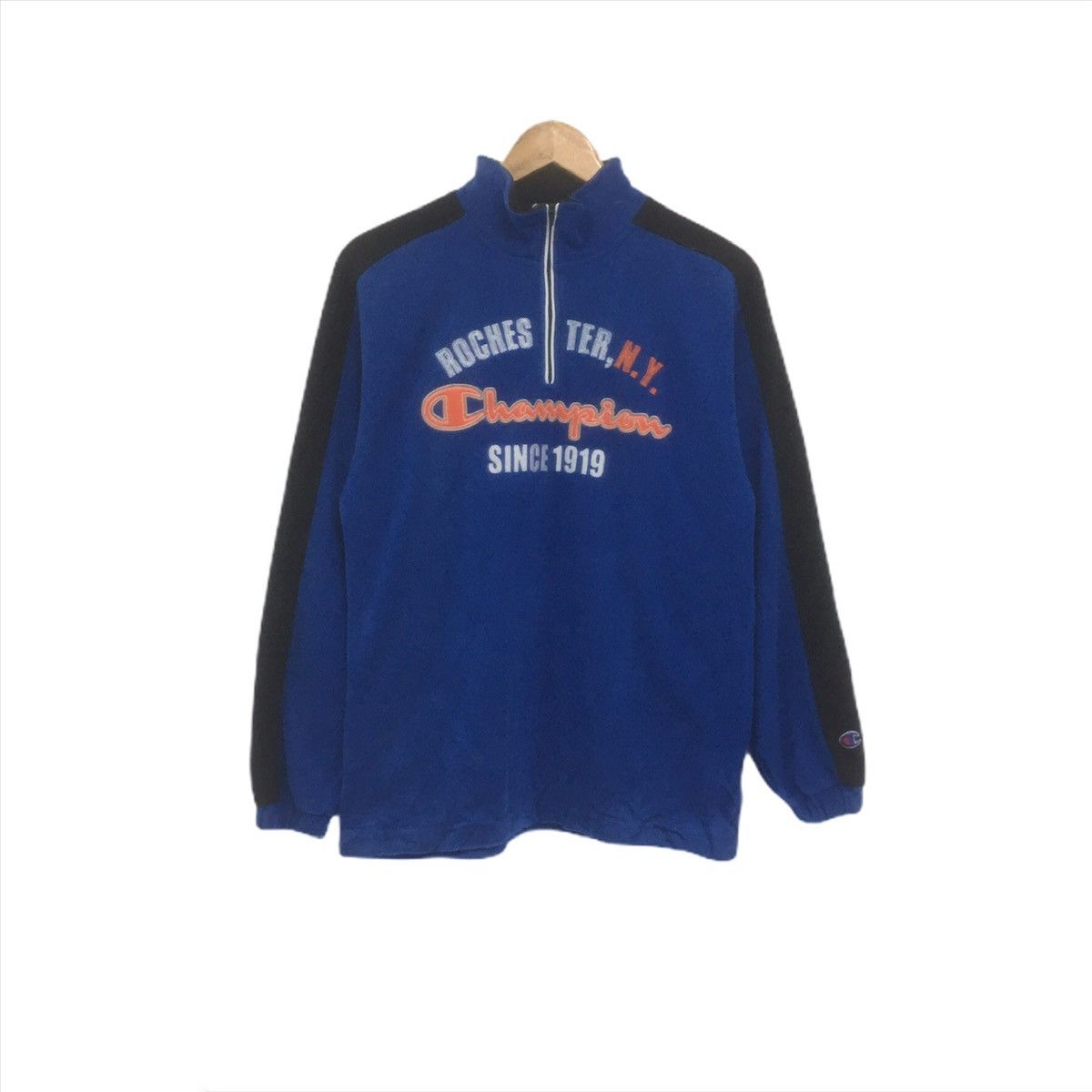 Champion × Japanese Brand × Vintage Vintage Champion Rochester NY Size US M / EU 48-50 / 2 - 1 Thumbnail