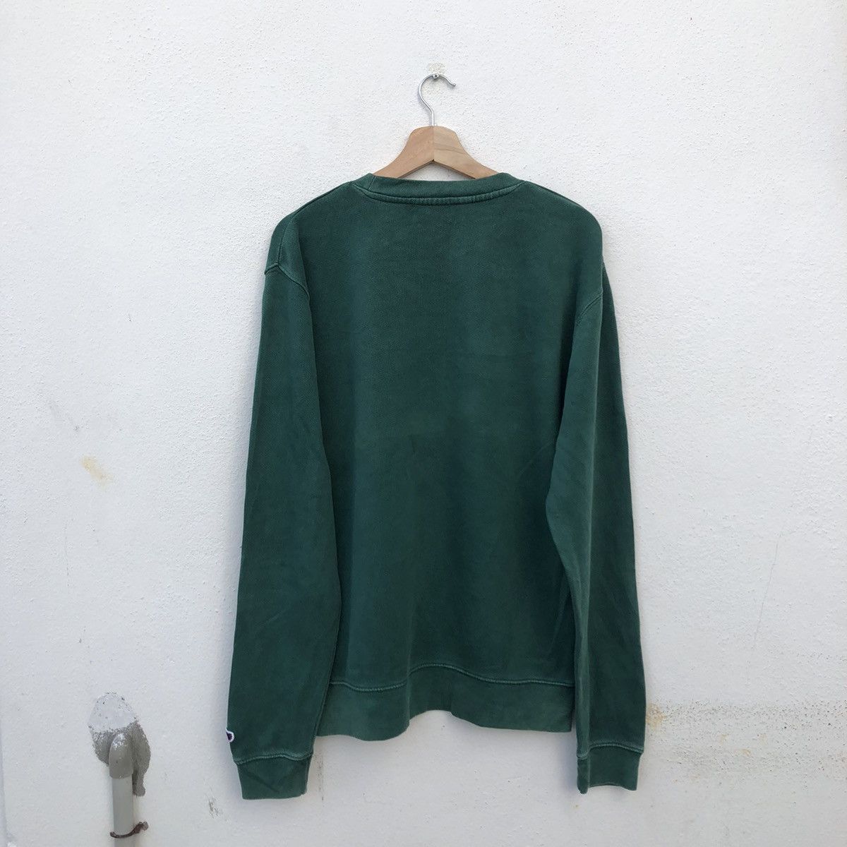 Japanese Brand VINTAGE FRUITS OF THE LOOM SWEATSHIRT BUG LOGO Size US L / EU 52-54 / 3 - 6 Thumbnail