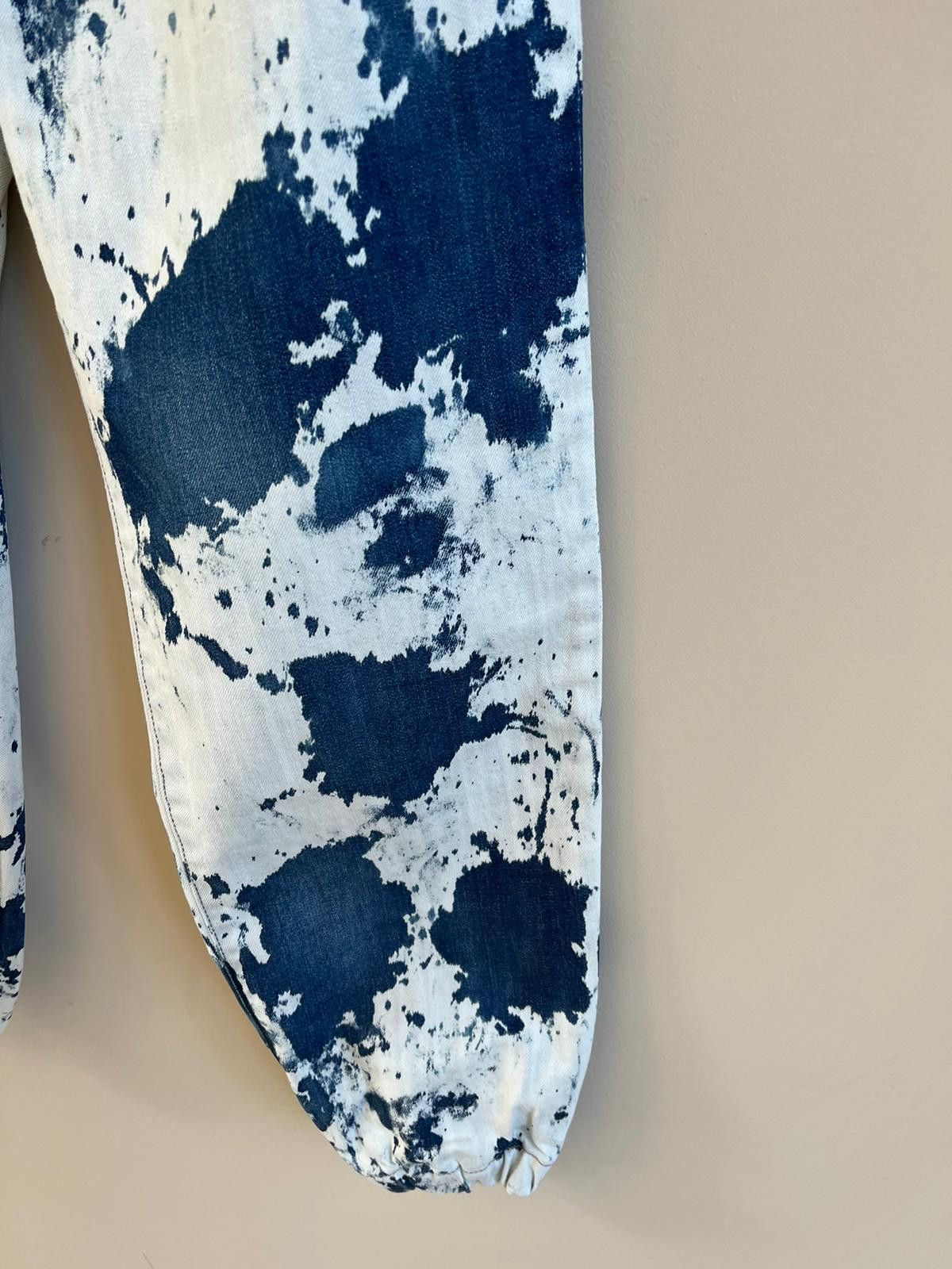 Celine Bleach Spot Denim Jogger in Blue & White Size US 30 / EU 46 - 10 Thumbnail
