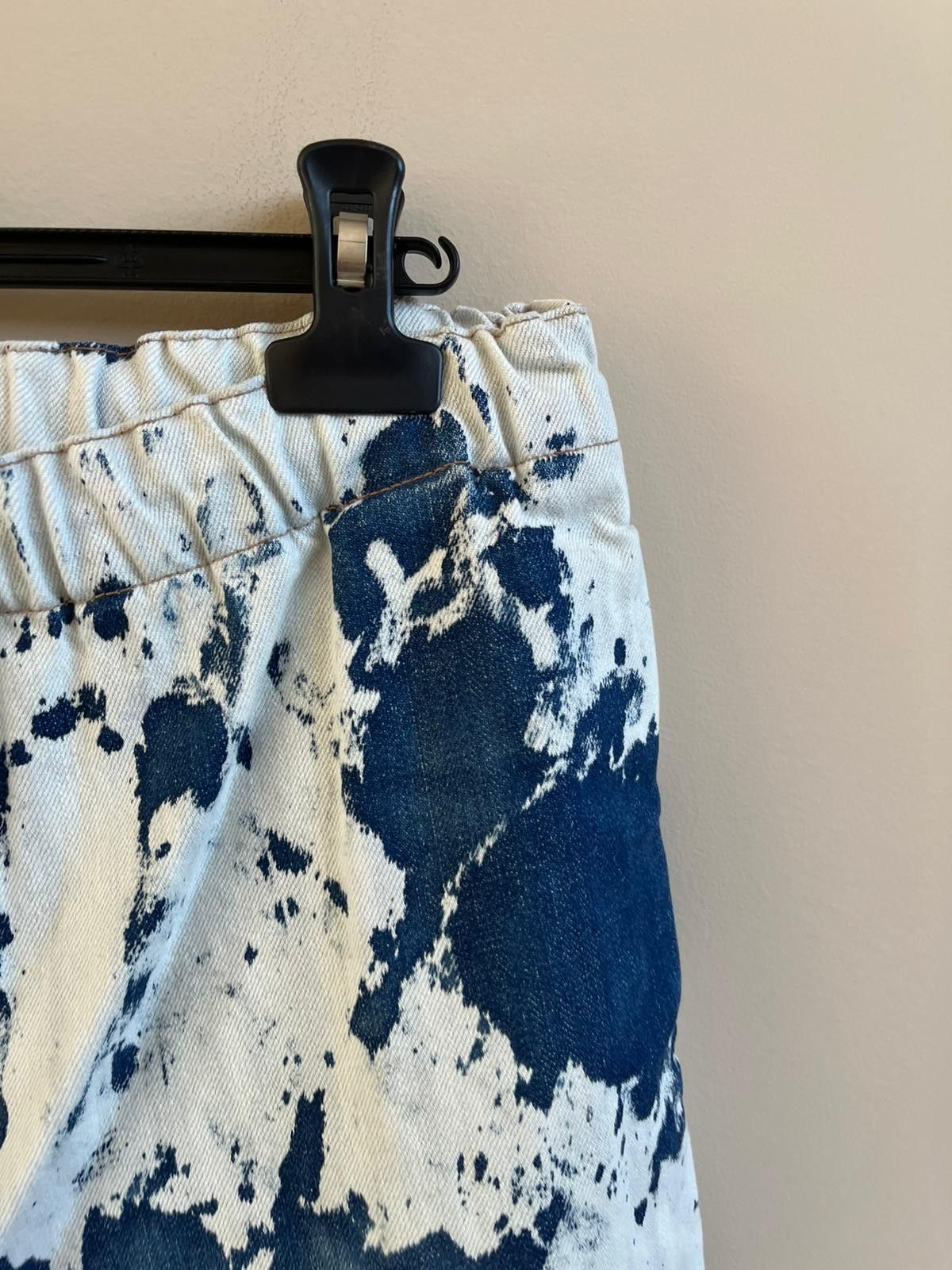 Celine Bleach Spot Denim Jogger in Blue & White Size US 30 / EU 46 - 12 Thumbnail