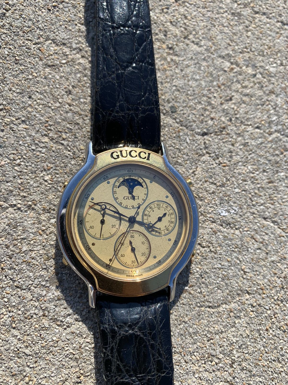 Gucci Vintage Mens Gucci Watch Moon Chronograph Size ONE SIZE - 2 Thumbnail