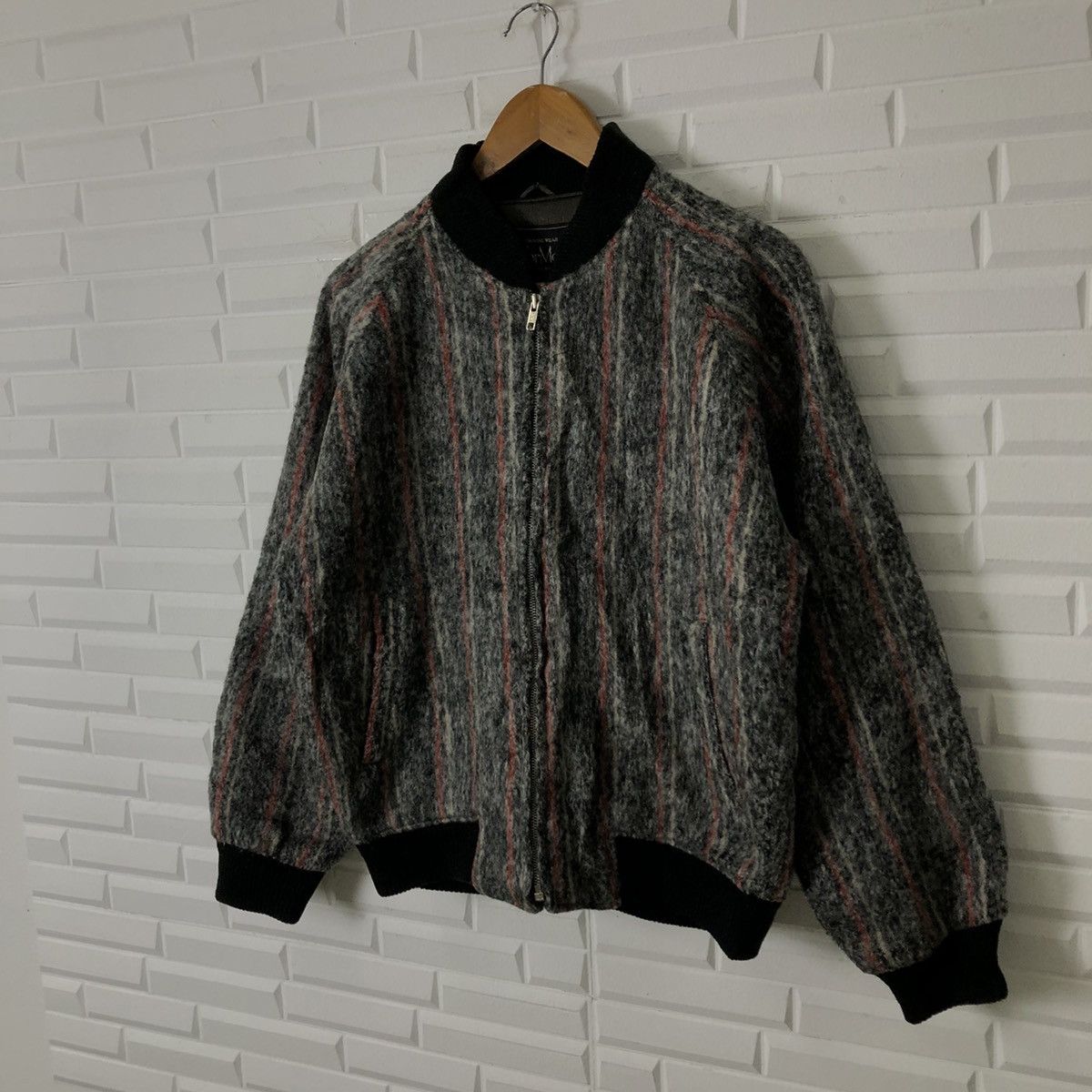 Japanese Brand VINTAGE CASUAL WEAR FORMEN BOMBER STYLE JACKET RARE DESIGN Size US L / EU 52-54 / 3 - 2 Thumbnail