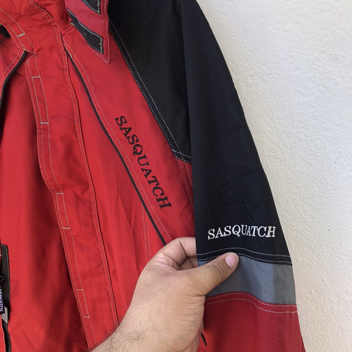 Japanese Brand SASQUATCH SKI JACKET RARE COLOUR Size US L / EU 52-54 / 3 - 4 Thumbnail