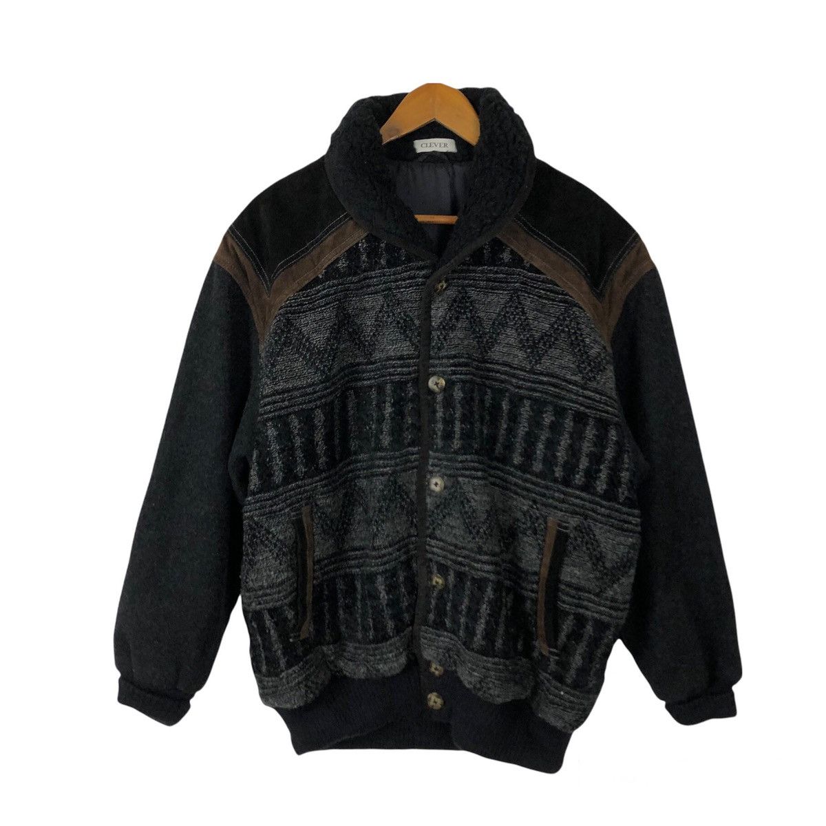 VINTAGE SUIDE LEATHER JACKET CLEVER NAVAJO DESIGN