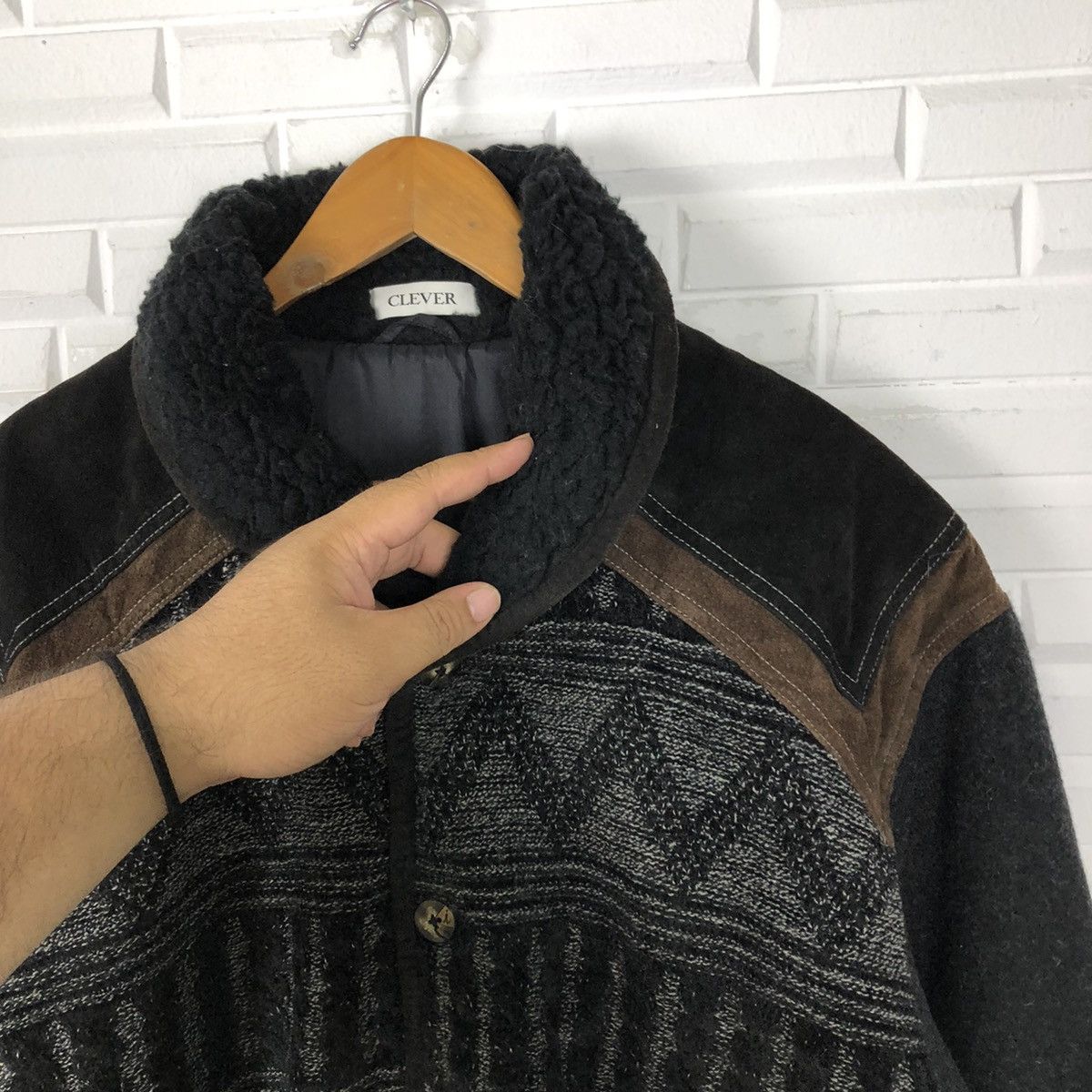Japanese Brand VINTAGE SUIDE LEATHER JACKET CLEVER NAVAJO DESIGN Size US M / EU 48-50 / 2 - 5 Thumbnail
