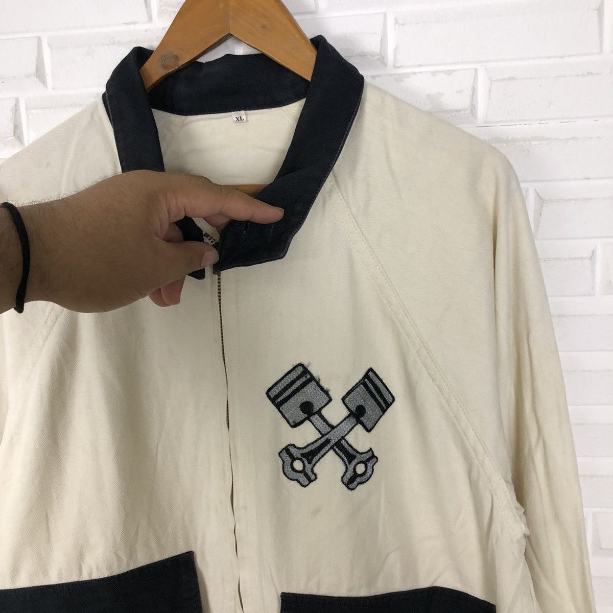 Japanese Brand VINTAGE ZIPPER JACKET ENGINEMOUNTING BIG LOGO STREETFASHION Size US L / EU 52-54 / 3 - 5 Thumbnail