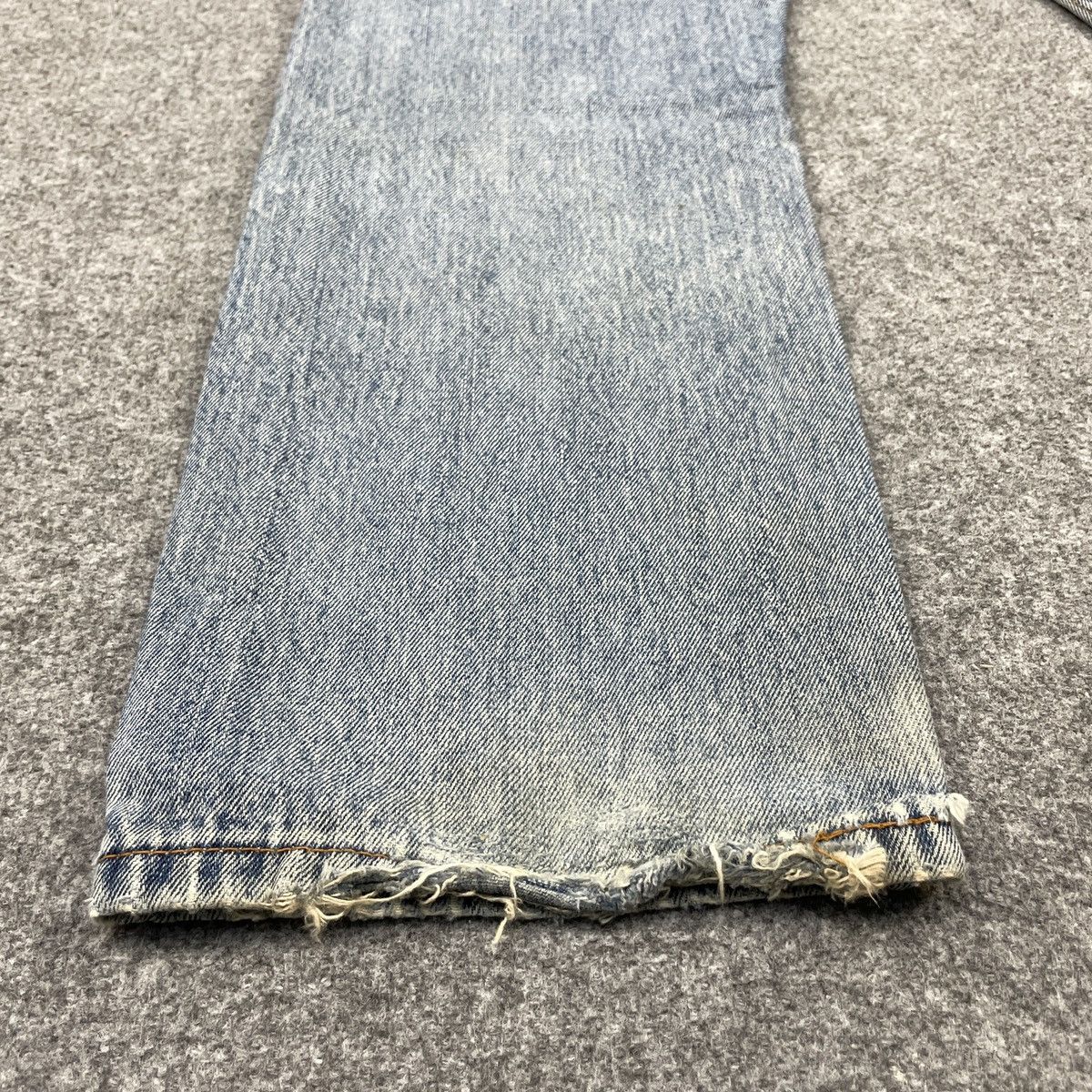 Levi's × Vintage Vintage Levi's 505 Distressed Faded Jeans -wc131 Size US 35 - 10 Thumbnail