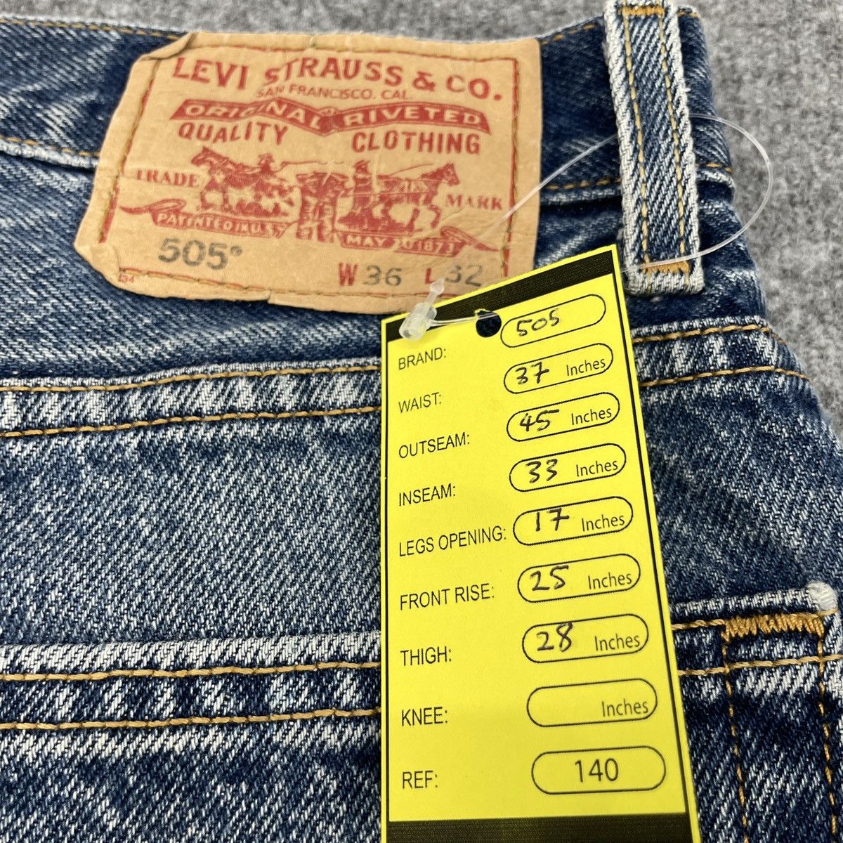Levi's × Vintage Vintage Levi's 505 Light Faded Jeans -wc140 Size US 37 - 14 Thumbnail