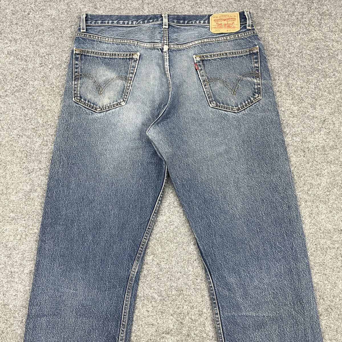 Levi's × Vintage Vintage Levi's 505 Light Faded Jeans -wc140 Size US 37 - 3 Thumbnail