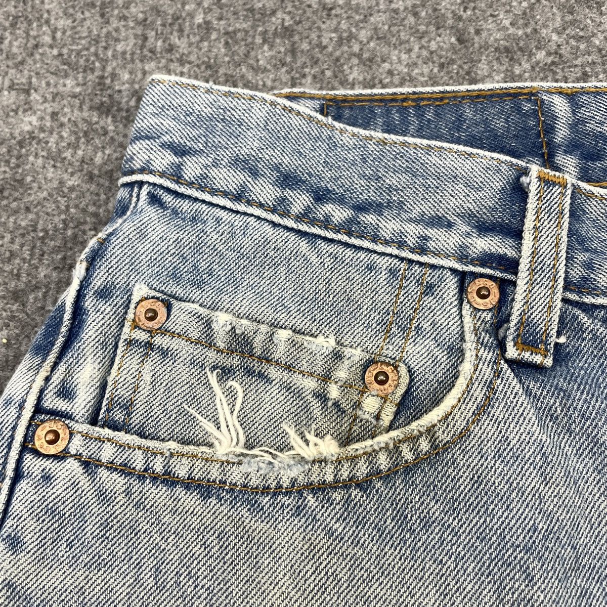 Levi's × Vintage Vintage levi's 550 Distressed Light Wash -wc147 Size US 29 - 5 Thumbnail