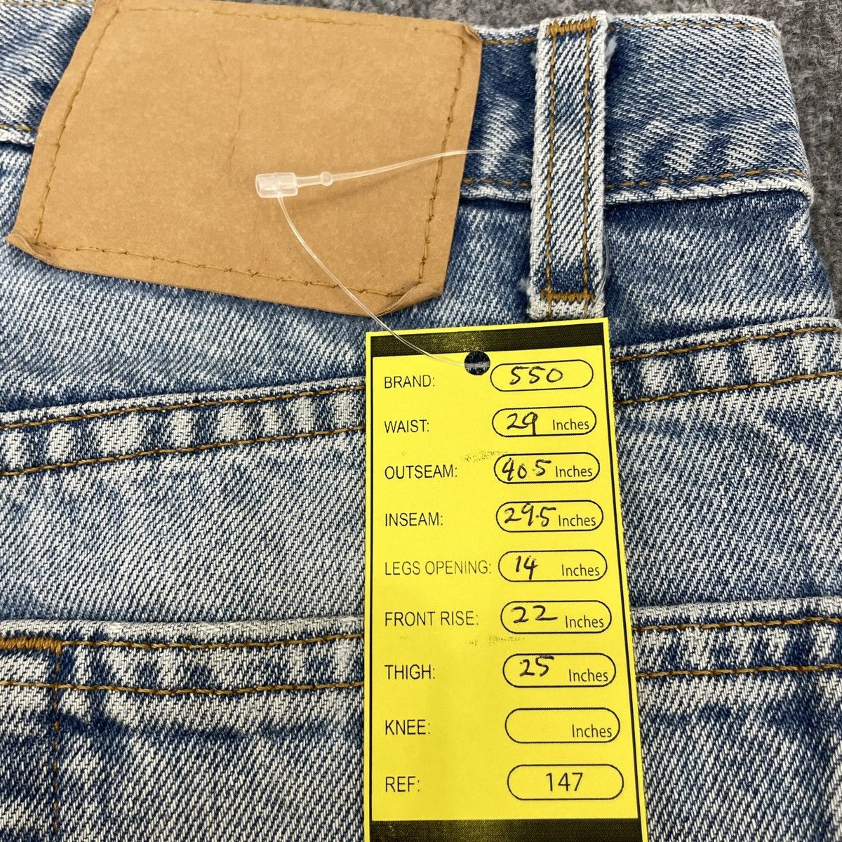 Levi's × Vintage Vintage levi's 550 Distressed Light Wash -wc147 Size US 29 - 14 Thumbnail