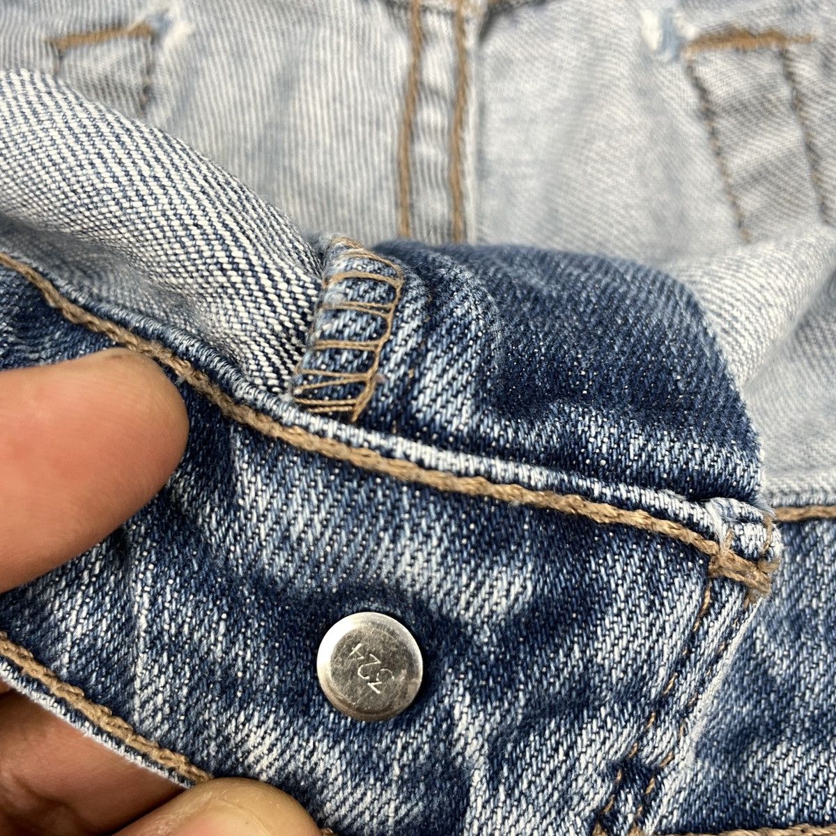 Levi's × Vintage Vintage Levi's 545 BootCut Jeans -wc145 Size US 35 - 8 Thumbnail