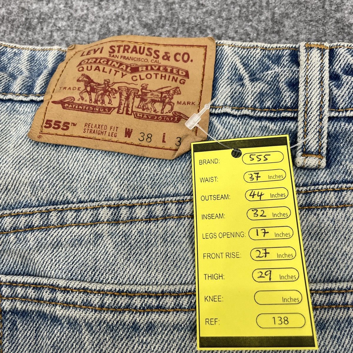 Levi's × Vintage Vintage Levi's 555 Light Blue Wash -wc138 Size US 37 - 12 Thumbnail
