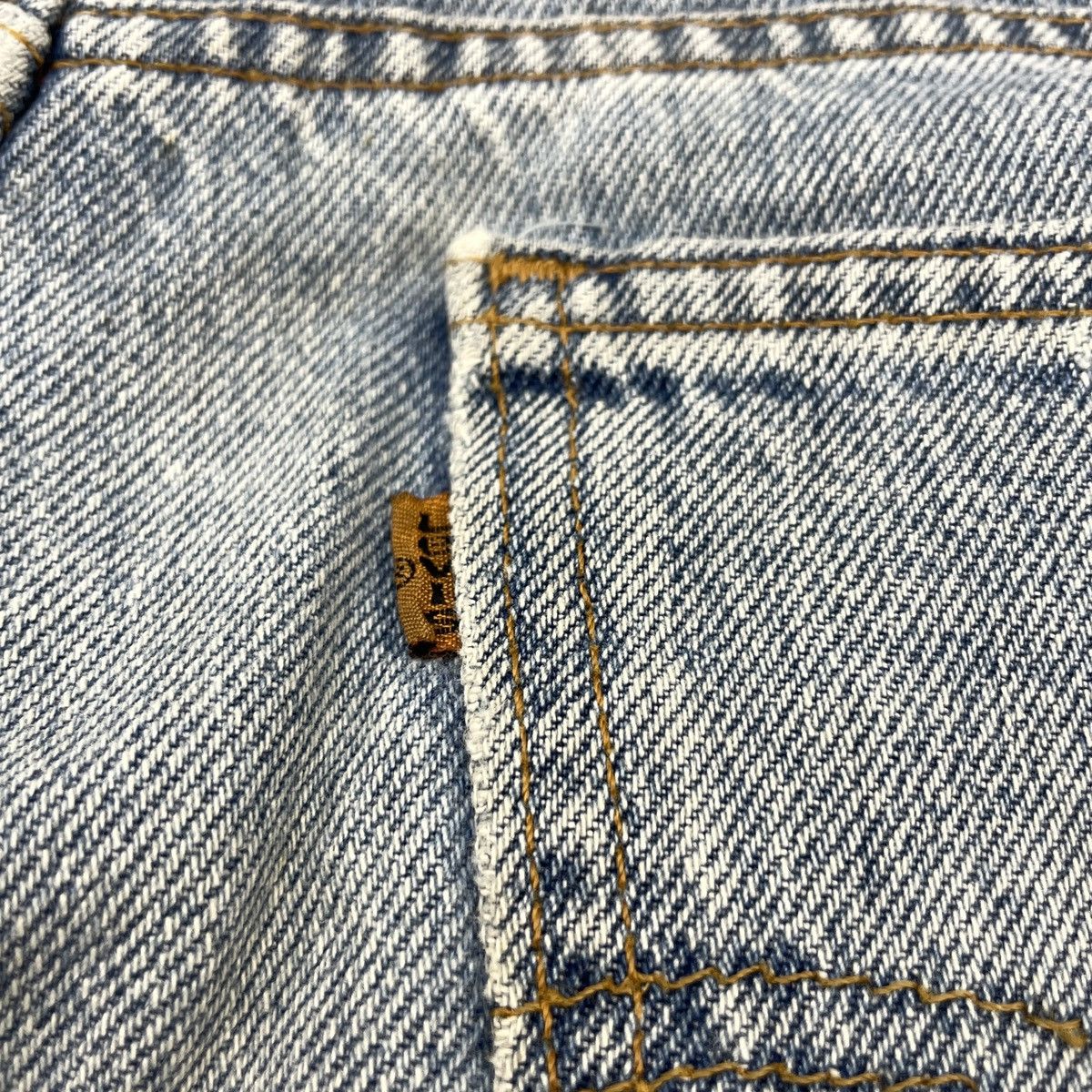 Levi's × Vintage Vinatge Levi's 550 Light Wash Orentag Faded Jeans -wc134 Size US 35 - 12 Thumbnail