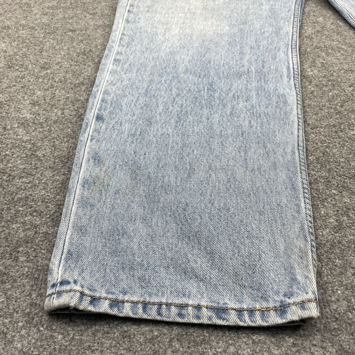 Levi's × Vintage Vintage Levi's 550 light Blue Wash -wc143 Size US 41 - 8 Thumbnail