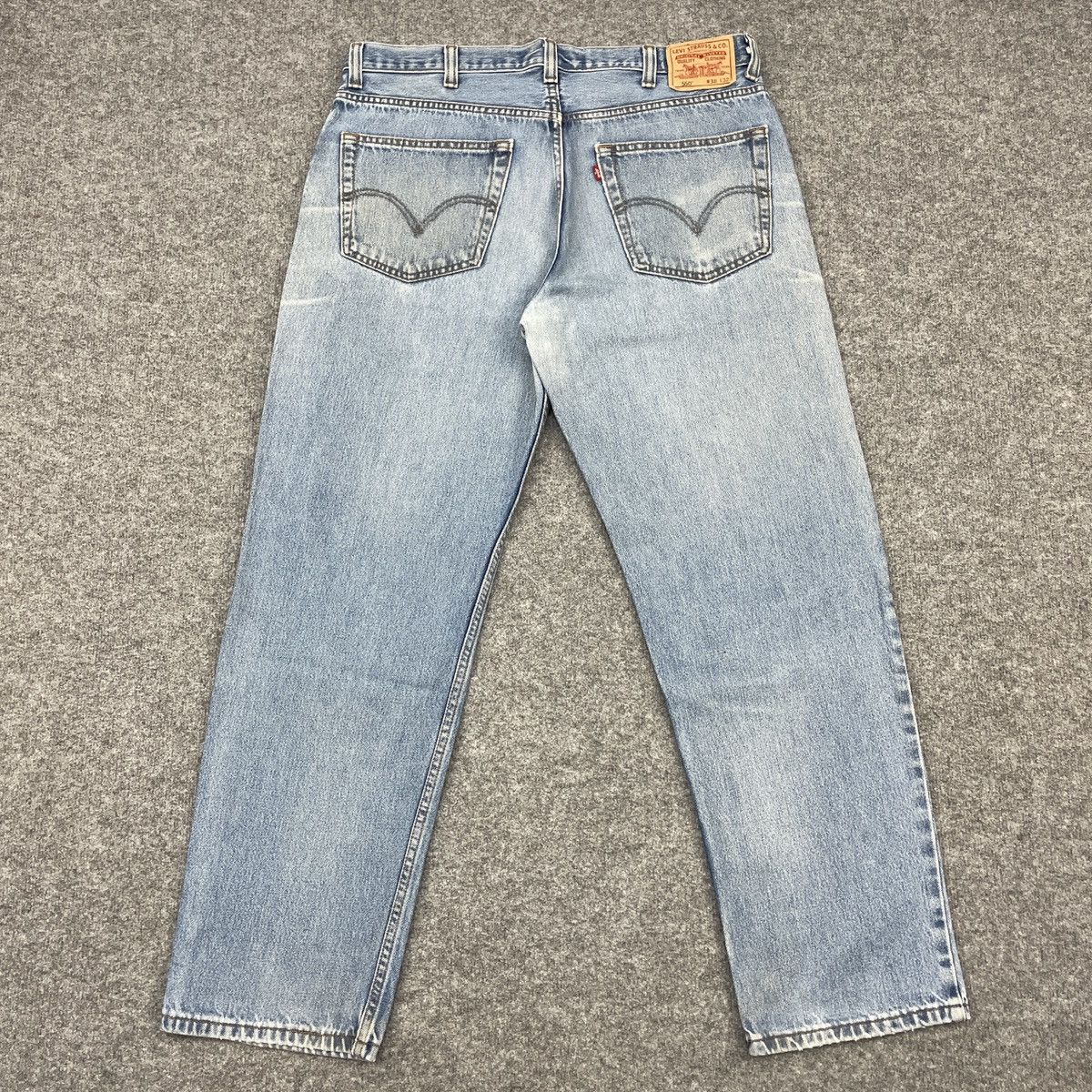 Levi's × Vintage Vintage Levi's 550 Faded Jeans -wc130 Size US 39 - 1 Thumbnail
