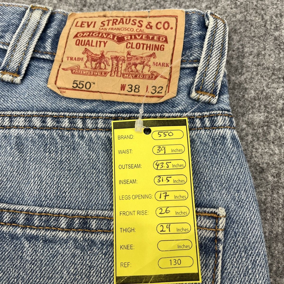 Levi's × Vintage Vintage Levi's 550 Faded Jeans -wc130 Size US 39 - 10 Thumbnail