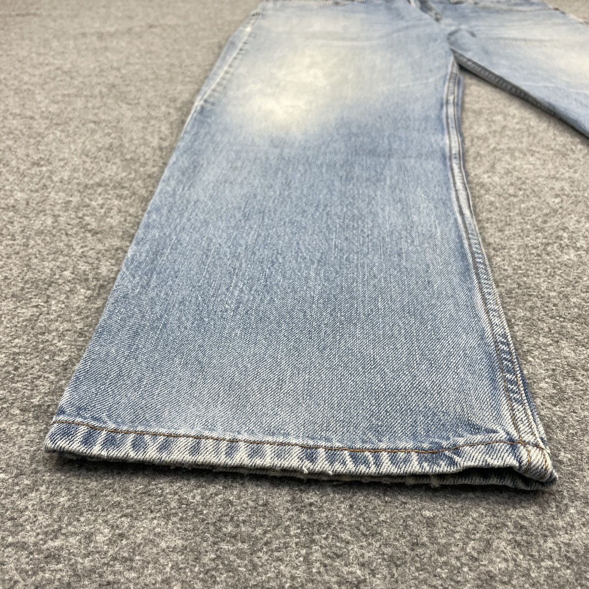 Levi's × Vintage Vintage Levi's 550 Faded Jeans -wc130 Size US 39 - 8 Thumbnail