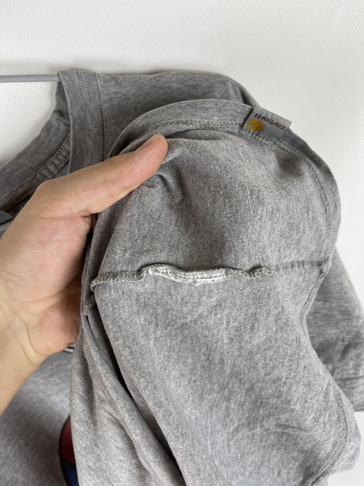 Carhartt Carhartt vintage grey big logo used holes tee shirt Size US L / EU 52-54 / 3 - 7 Thumbnail