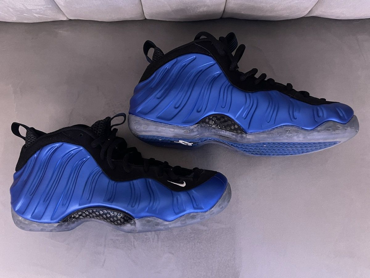 Nike Nike Foamposite Royal Blue XX 20th Anniversary SIZE10.5 USED Size US 10.5 / EU 43-44 - 2 Thumbnail