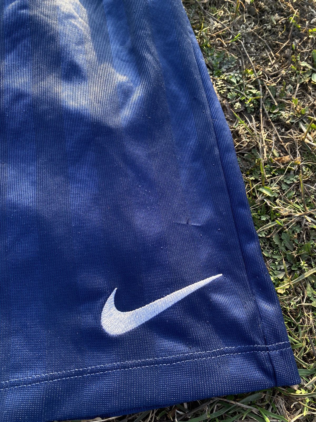 Nike Vintage Nike shorts streetwear swoosh casual y2k size M Size US 32 / EU 48 - 2 Thumbnail