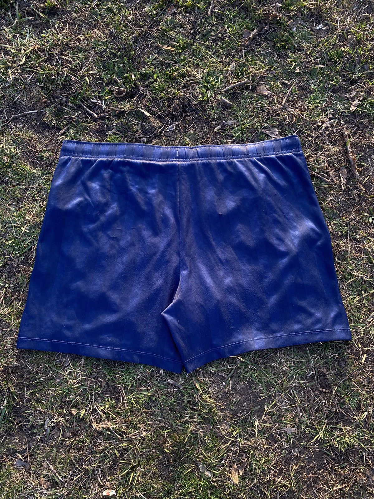 Nike Vintage Nike shorts streetwear swoosh casual y2k size M Size US 32 / EU 48 - 4 Thumbnail