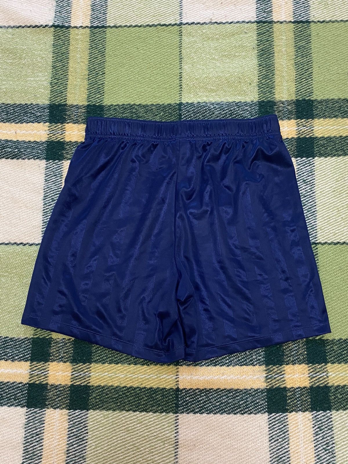 Nike Vintage Nike shorts streetwear swoosh casual y2k size S Size US 30 / EU 46 - 2 Thumbnail