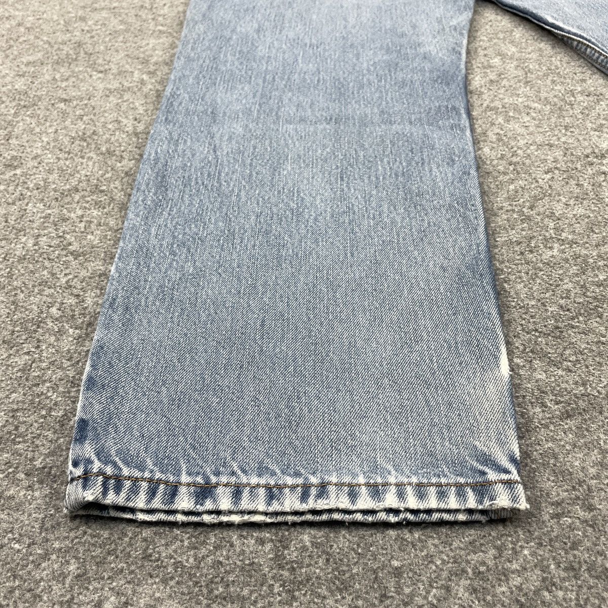Levi's × Vintage Vintage Levi's 550 Light Wash -wc144 Size US 40 / EU 56 - 10 Thumbnail