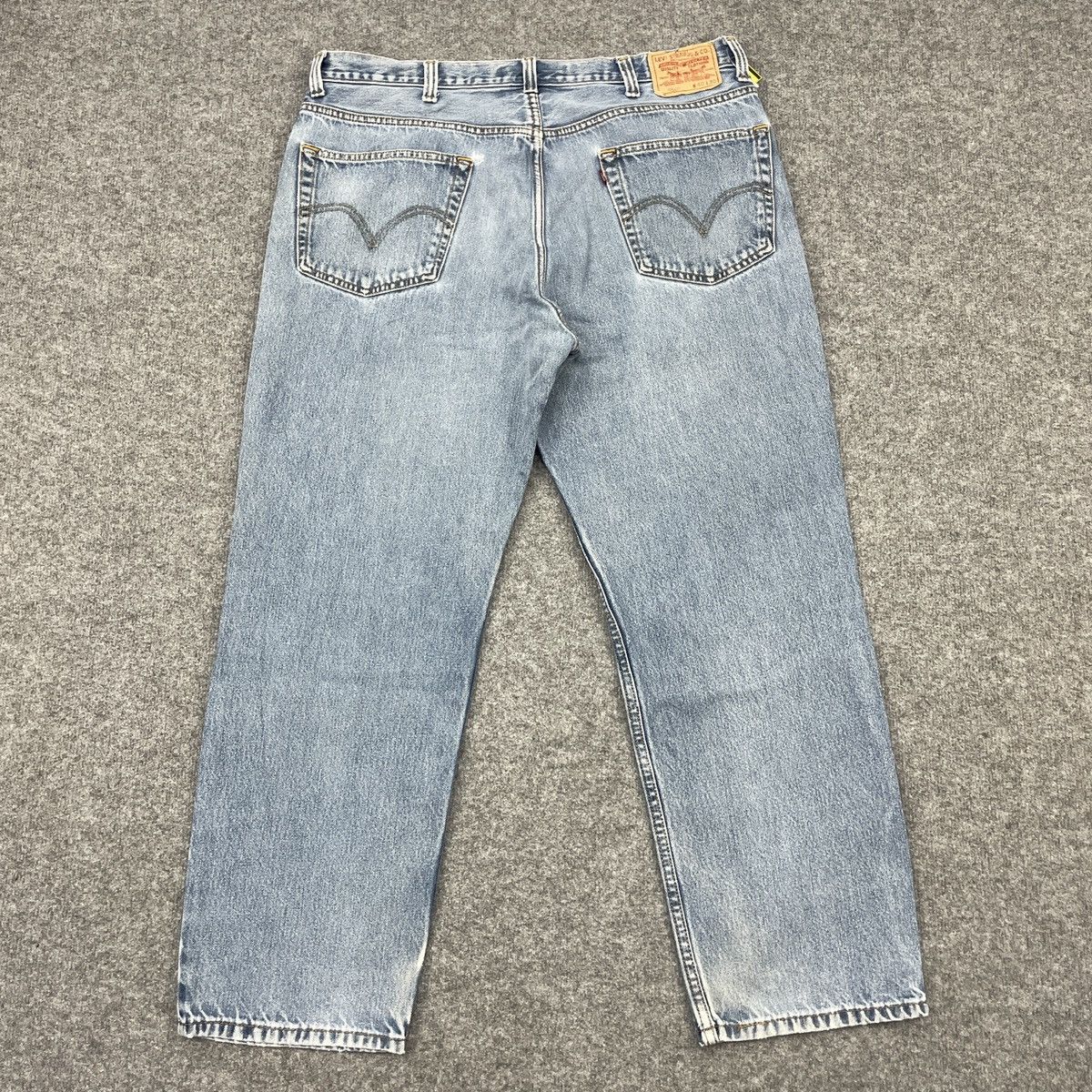 Levi's × Vintage Vintage Levi's 550 Light Wash -wc144 Size US 40 / EU 56 - 2 Thumbnail