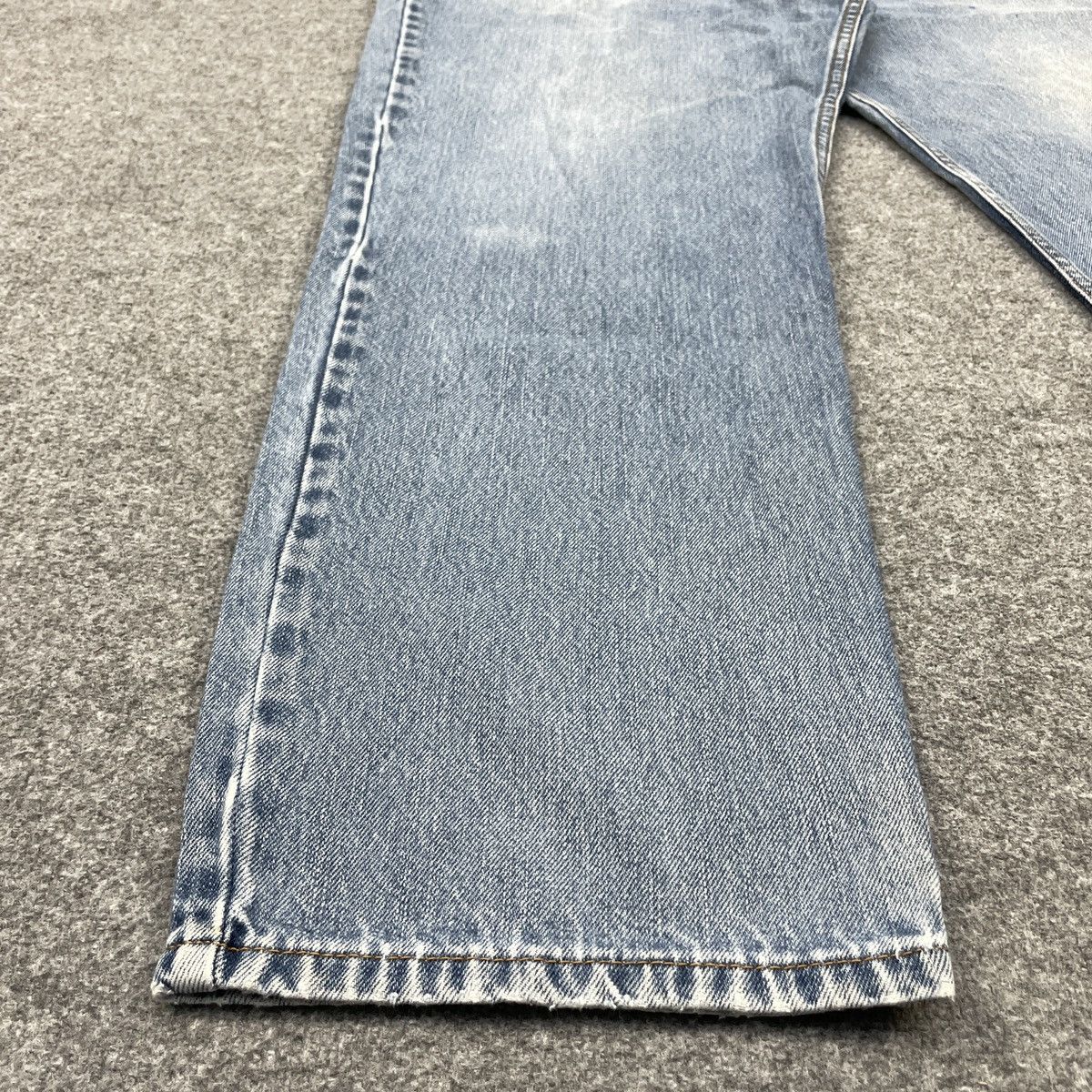 Levi's × Vintage Vintage Levi's 550 Light Wash -wc144 Size US 40 / EU 56 - 6 Thumbnail