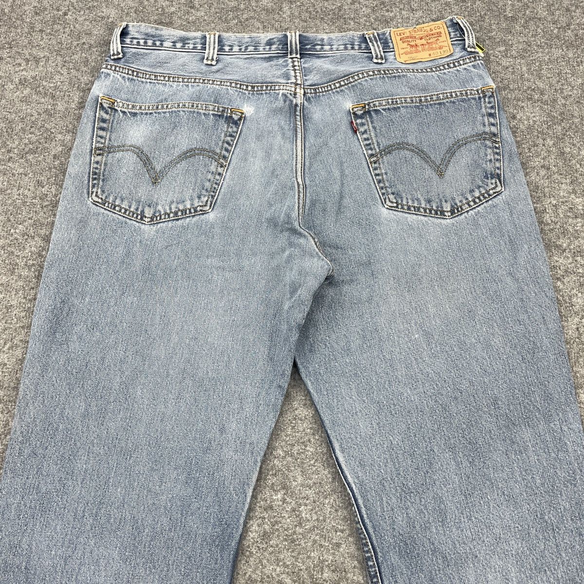 Levi's × Vintage Vintage Levi's 550 Light Wash -wc144 Size US 40 / EU 56 - 3 Thumbnail