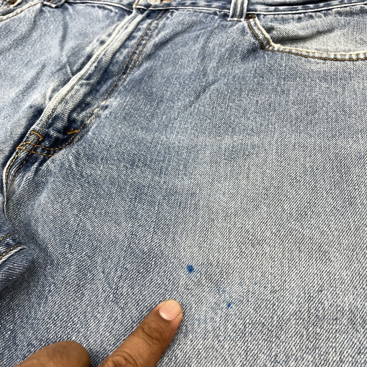 Levi's × Vintage Vintage Levi's 550 Light Wash -wc144 Size US 40 / EU 56 - 4 Thumbnail