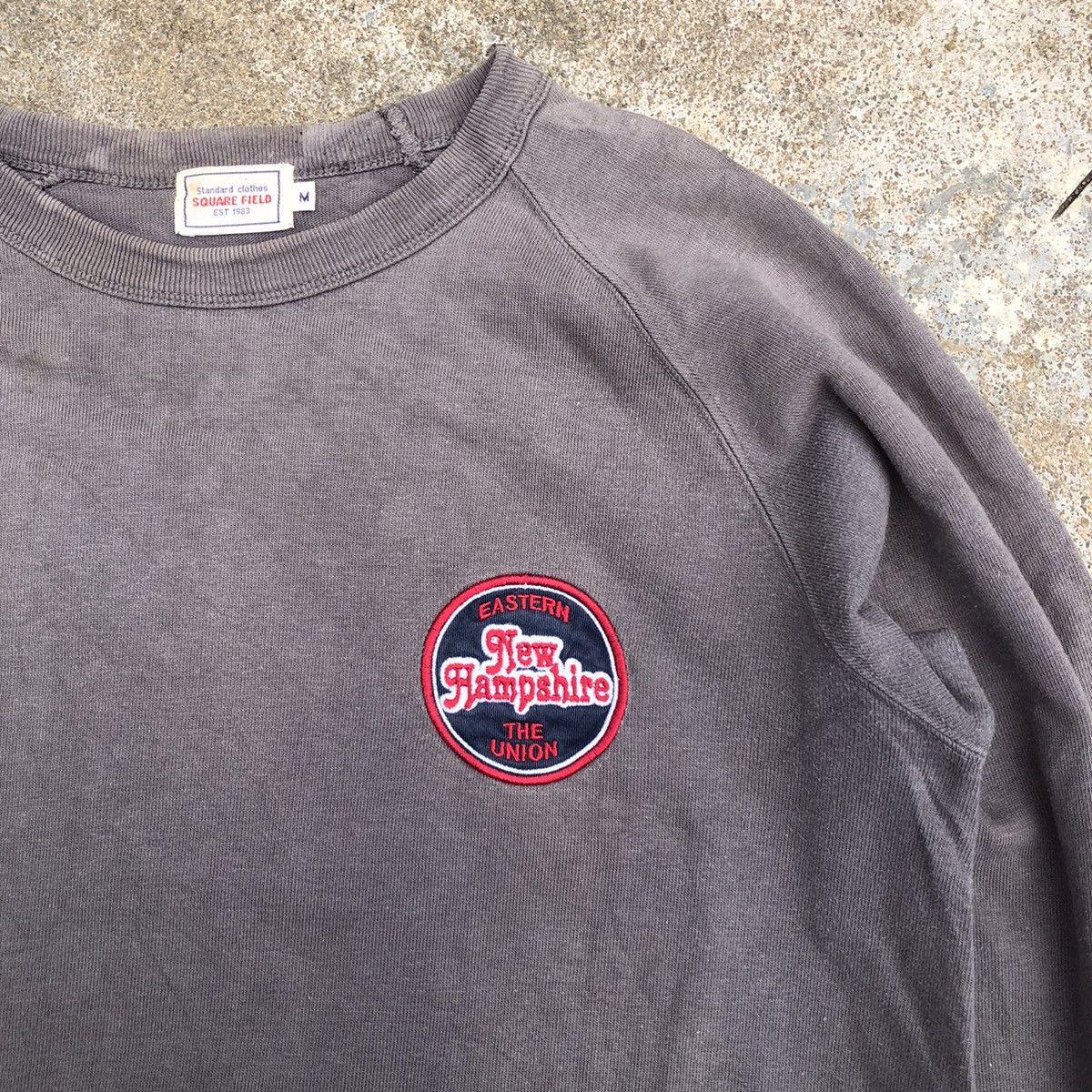 Japanese Brand VINTAGE SWEATSHIRT SQUARE FIELD PATCH BIG LOGO Size US M / EU 48-50 / 2 - 5 Thumbnail