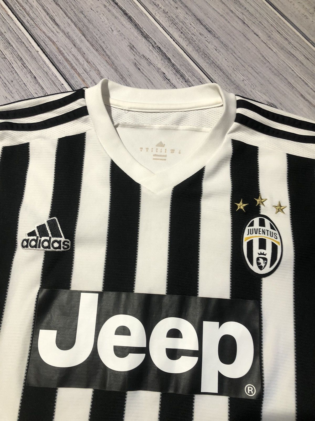 Adidas Adidas Juventus 2015 2016 Home Football Shirt Soccer Jersey Size US S / EU 44-46 / 1 - 2 Thumbnail