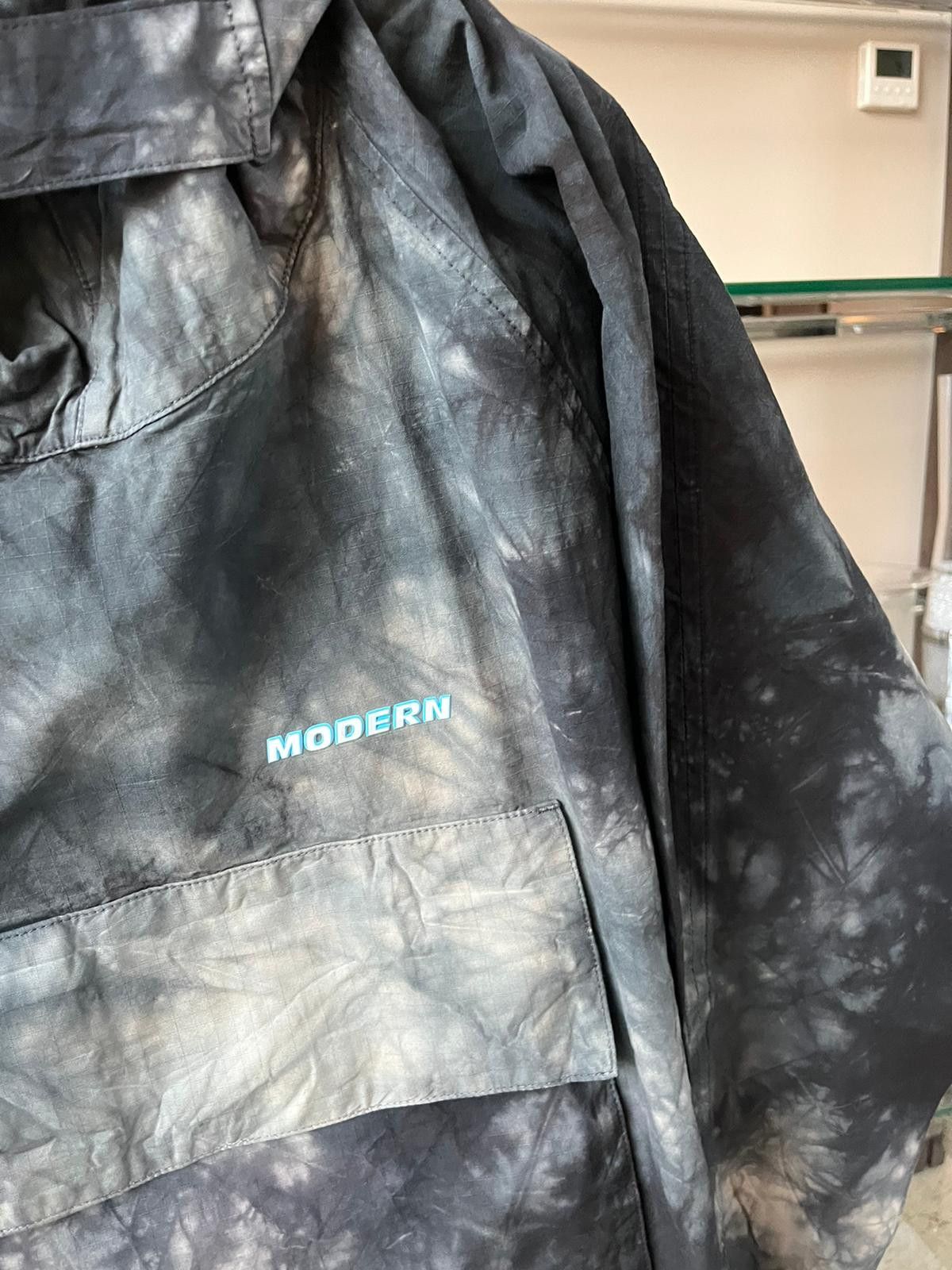 Off-White Oversized Strass Tie Dye Crystal Bottom Anorak in Multicolor Size US XXS / EU 40 - 13 Thumbnail
