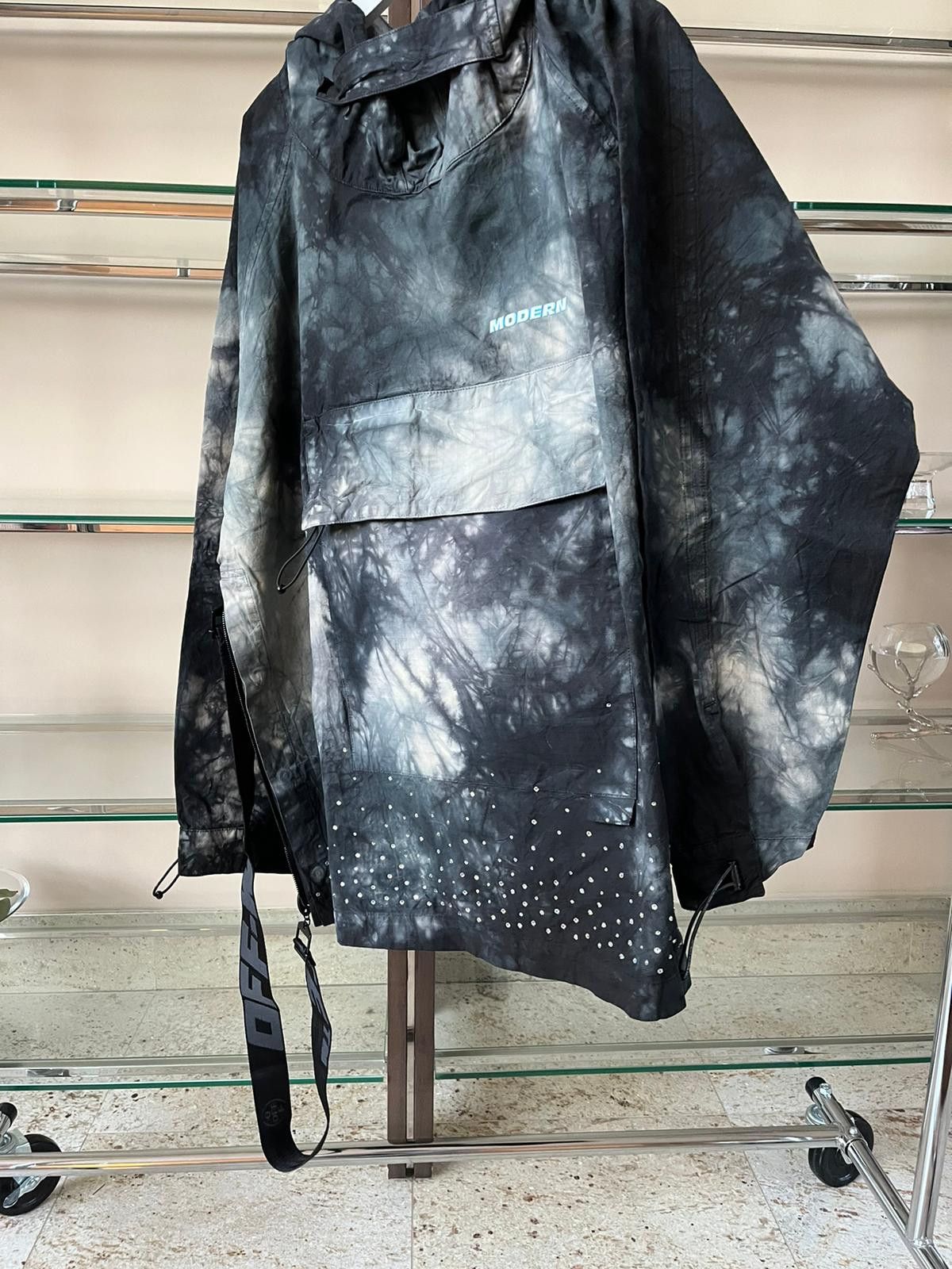Off-White Oversized Strass Tie Dye Crystal Bottom Anorak in Multicolor Size US XXS / EU 40 - 7 Thumbnail