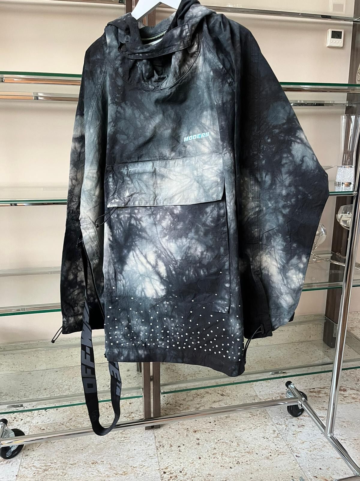 Off-White Oversized Strass Tie Dye Crystal Bottom Anorak in Multicolor Size US XXS / EU 40 - 11 Thumbnail