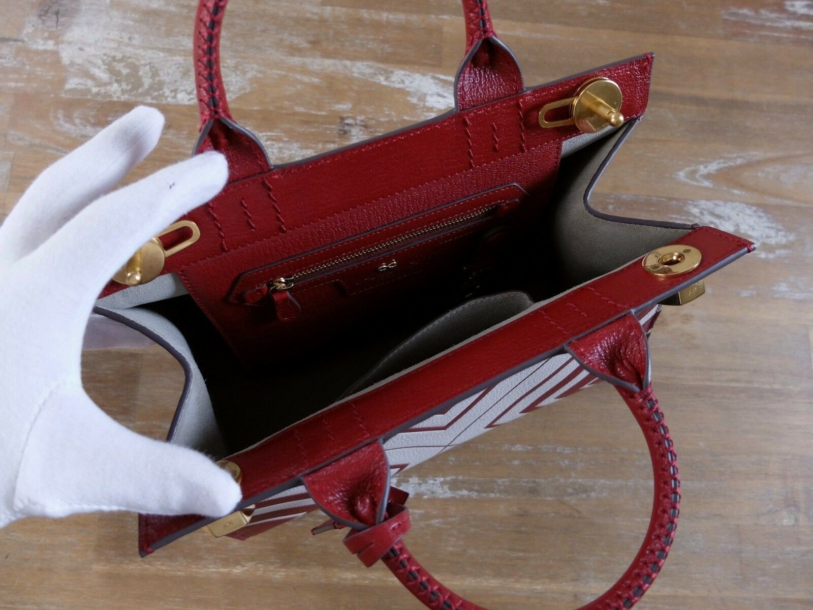 Anya Hindmarch ANYA HINDMARCH Ephson mini Diamonds in Chalk / Vampire bag Size ONE SIZE - 5 Thumbnail