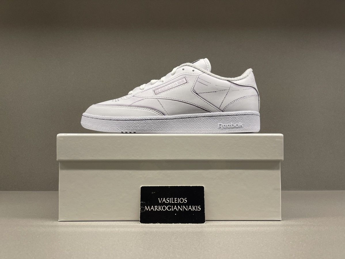 Maison Margiela × Reebok Reebok Club C Maison Margiela White Size US 6 / EU 39 - 1 Thumbnail