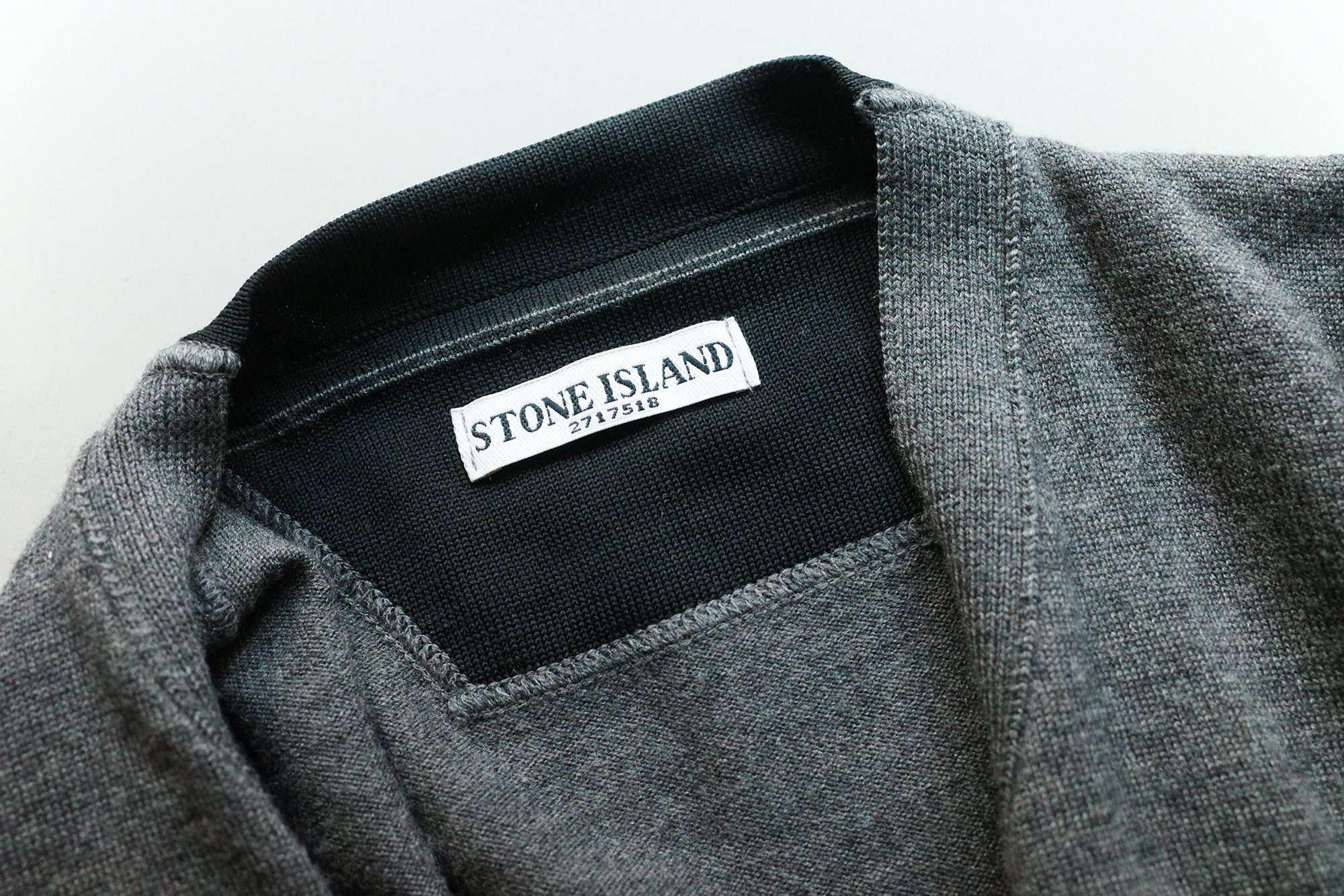 Stone Island Stone Island Cardigan Gray Wool Size US S / EU 44-46 / 1 - 3 Thumbnail