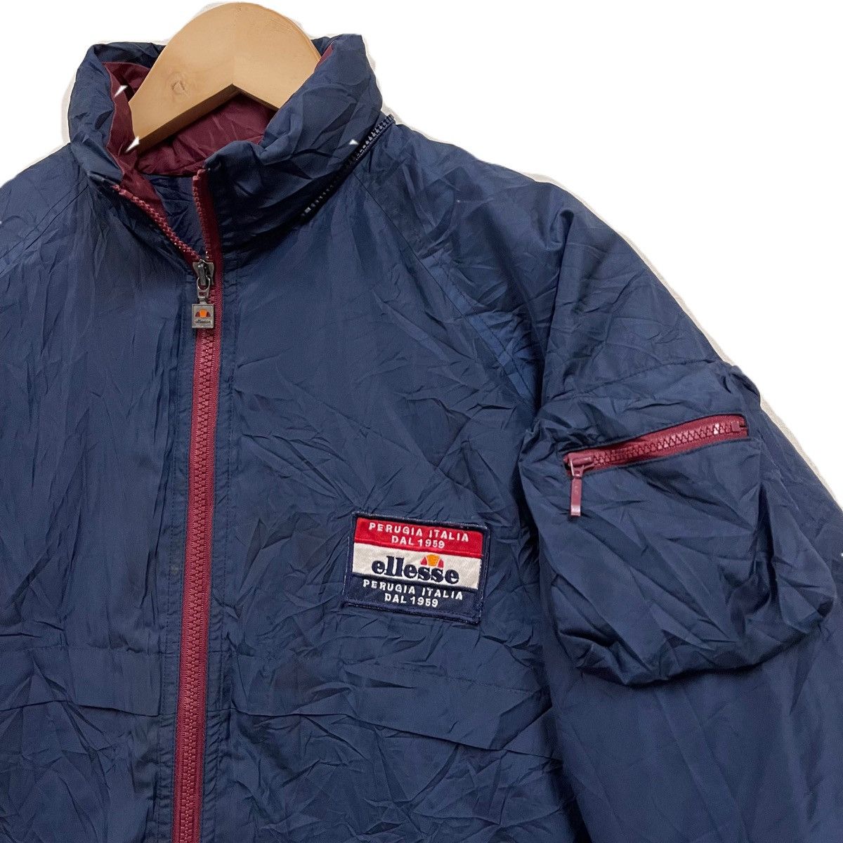 Ellesse Vintage Ellesse Perugia Italia Jacket Windbreaker Size US L / EU 52-54 / 3 - 3 Thumbnail