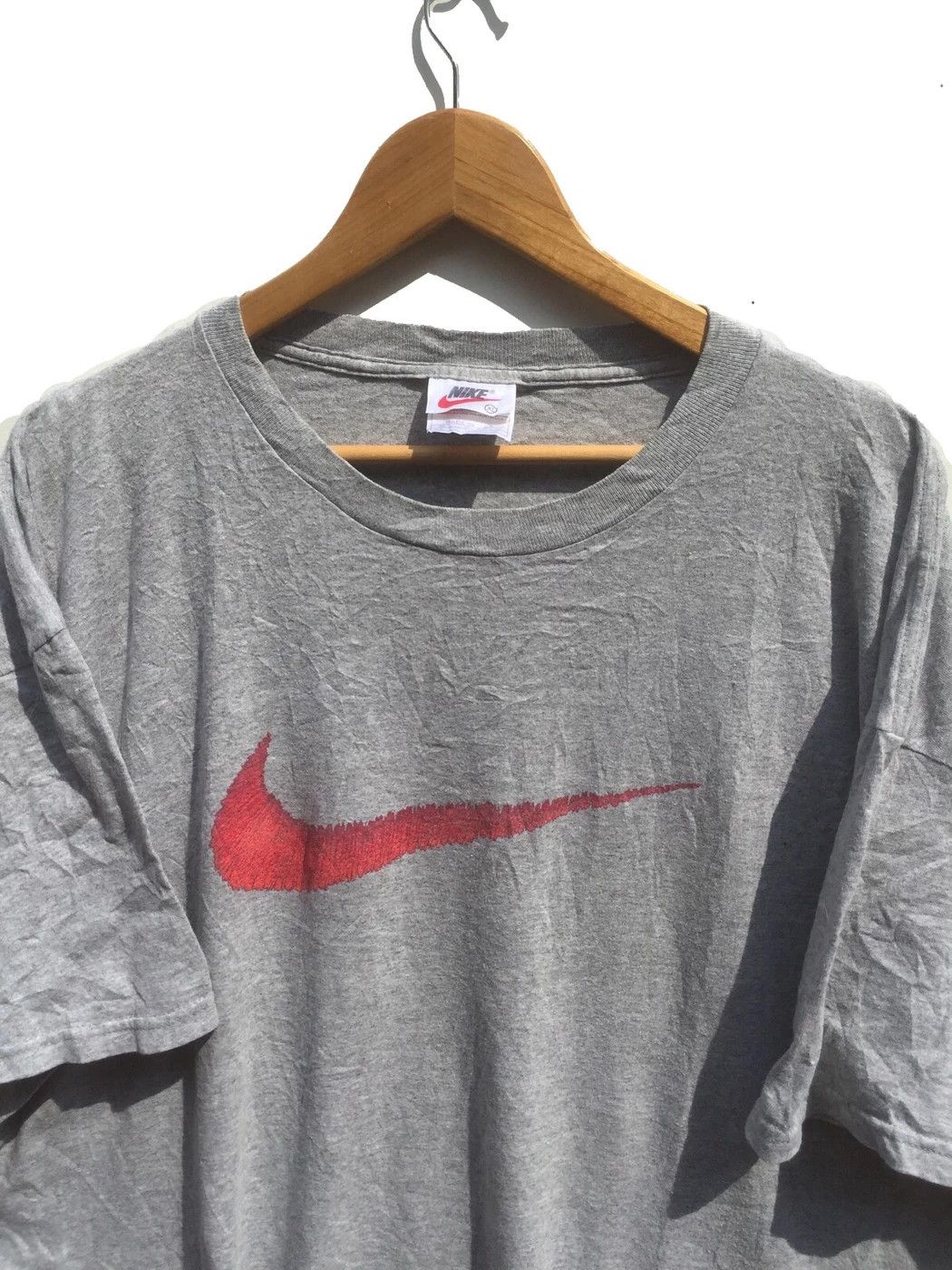 Nike Rare Vintage Nike swoosh tee made in usa Size US XL / EU 56 / 4 - 4 Thumbnail