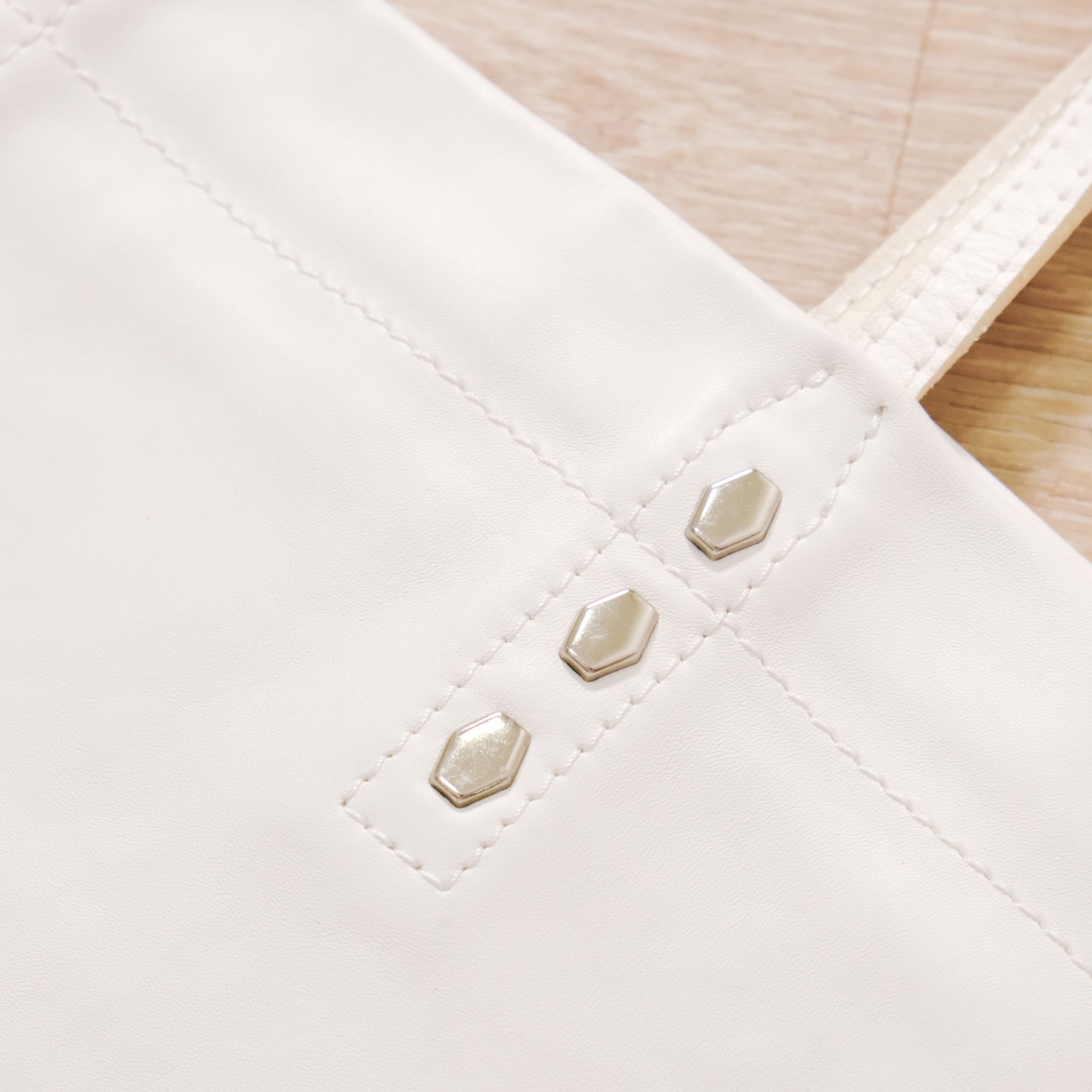 ASSEMBLE A.K.A. A.F.F.A. / LAMBSKIN TOTE BAG / OS】